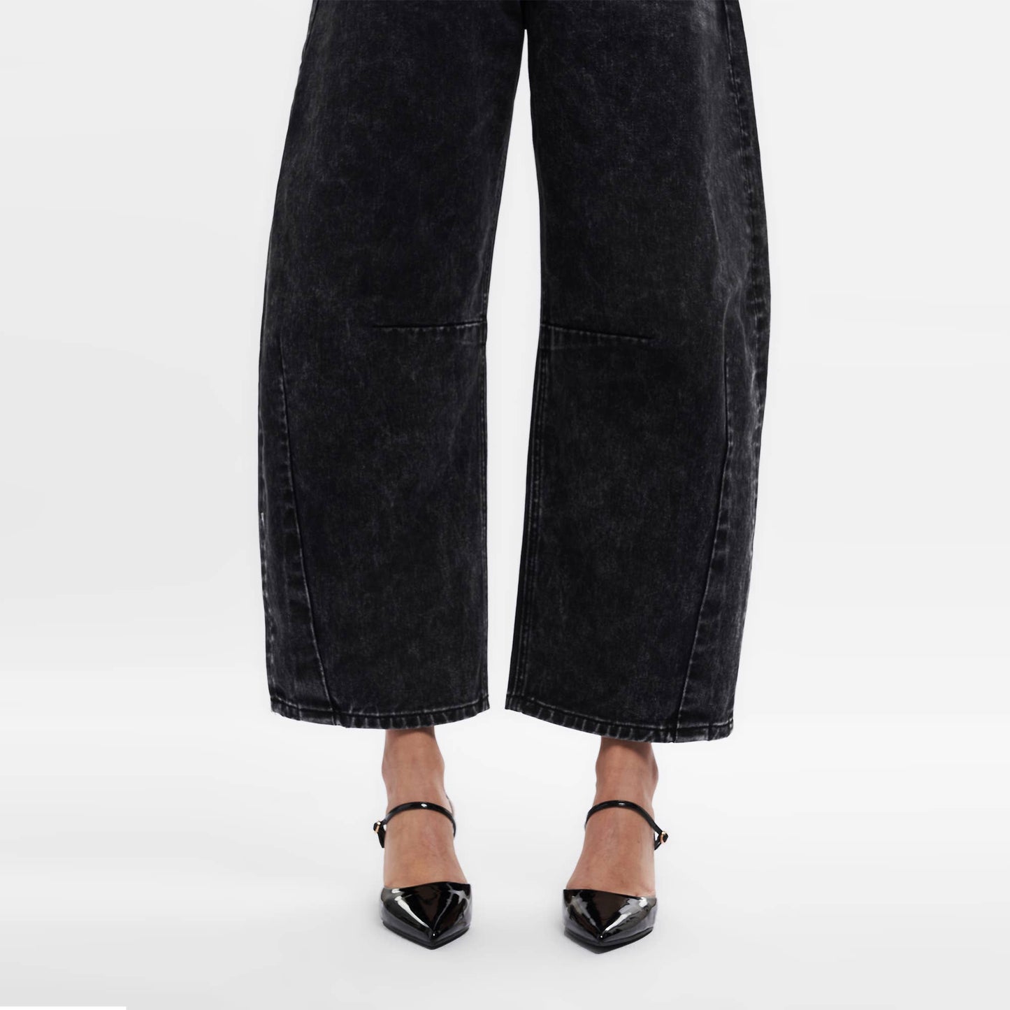 High Waisted Barrell Jeans