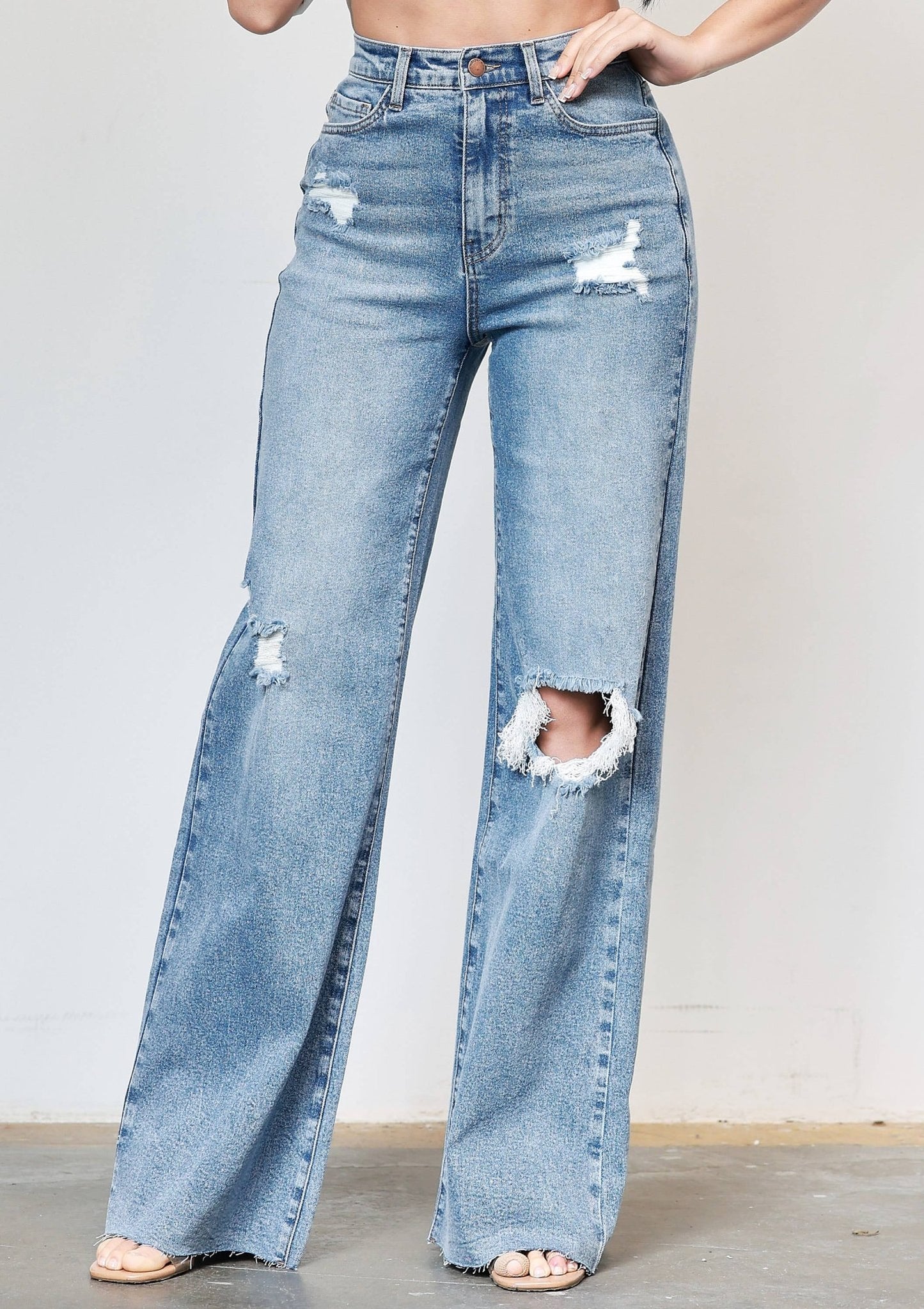 90’s Baby Wide Leg Jeans - She Rare Boutique