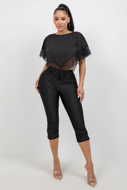 Sleek Fit Capri Leggings